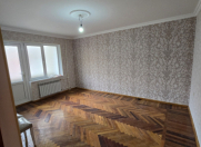 Satılır 3 otaqlı 80 m2 köhnə tikili Nizami r.