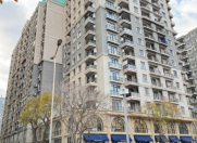 Satılır 4 otaqlı 106 m2 yeni tikili Gənclik m.