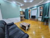 İcarəyə verilir 2 otaqlı 70 m2 köhnə tikili Sahil m.