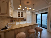 Satılır 4 otaqlı 180 m2 yeni tikili 8 Noyabr m.