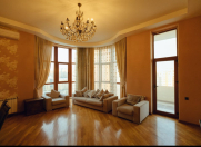 İcarəyə verilir 4 otaqlı 225 m2 yeni tikili 28 May m.