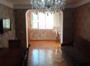 İcarəyə verilir 3 otaqlı 75 m2 köhnə tikili İnşaatçılar m.