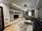 Satılır 4 otaqlı 162 m2 yeni tikili Şah İsmayıl Xətai m.