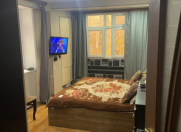 Satılır 2 otaqlı 53 m2 köhnə tikili Həzi Aslanov m.