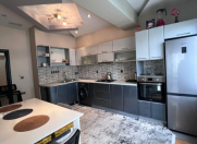 Satılır 2 otaqlı 90 m2 yeni tikili Həzi Aslanov m.