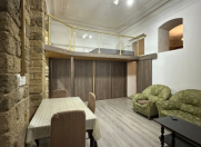 İcarəyə verilir 2 otaqlı 60 m2 köhnə tikili İçəri Şəhər m.