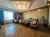 Satılır 4 otaqlı 160 m2 yeni tikili Şah İsmayıl Xətai m.