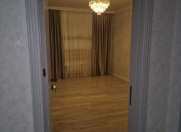 Satılır 3 otaqlı 90 m2 köhnə tikili Binəqədi r.