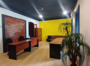 İcarəyə verilir 2 otaqlı 70 m2 ofis Elmlər Akademiyası m.