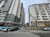 Satılır 3 otaqlı 100 m2 köhnə tikili Yasamal r.
