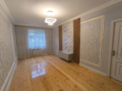 İcarəyə verilir 2 otaqlı 60 m2 köhnə tikili Xətai r.