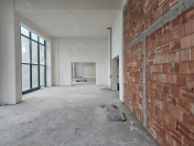 İcarəyə verilir 1 otaqlı 360 m2 obyekt 28 May m.