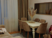 Satılır 2 otaqlı 60 m2 yeni tikili Xalqlar Dostluğu m.