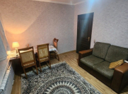 Satılır 1 otaqlı 45 m2 köhnə tikili İnşaatçılar m.