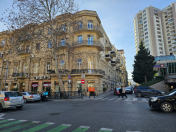 Satılır 1 otaqlı 80 m2 obyekt Sahil m.