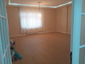 Satılır 3 otaqlı 140 m2 yeni tikili Badamdar