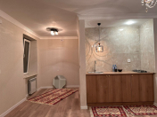 Satılır 1 otaqlı 36 m2 köhnə tikili Yasamal r.