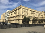 İcarəyə verilir 2 otaqlı 74 m2 köhnə tikili Park Bulvar