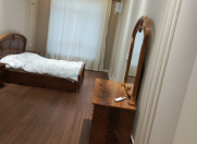 İcarəyə verilir 2 otaqlı 90 m2 yeni tikili İnşaatçılar m.