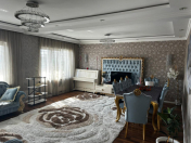 Satılır 5 otaqlı 130 m2 köhnə tikili 8 mkr