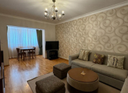 İcarəyə verilir 2 otaqlı 70 m2 köhnə tikili 28 May m.