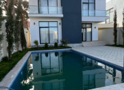 Satılır 4 otaqlı 190 m2 bağ evi Koroğlu m.