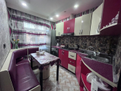 Satılır 3 otaqlı 70 m2 köhnə tikili Neftçilər m.