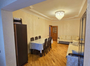 Satılır 4 otaqlı 115 m2 köhnə tikili Azadlıq prospekti m.