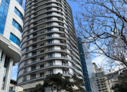 Satılır 4 otaqlı 162 m2 yeni tikili 28 May m.