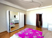 İcarəyə verilir 4 otaqlı 200 m2 yeni tikili 28 May m.