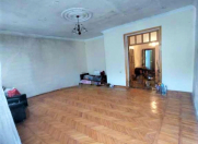 Satılır 4 otaqlı 100 m2 köhnə tikili Dostluq kinoteatrı