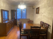 İcarəyə verilir 3 otaqlı 60 m2 köhnə tikili Nəriman Nərimanov m.