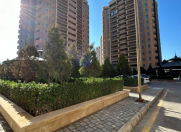 Satılır 2 otaqlı 83 m2 yeni tikili 28 May m.
