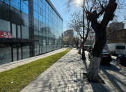 İcarəyə verilir 1 otaqlı 212 m2 obyekt 28 May m.