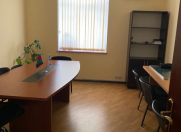 İcarəyə verilir 4 otaqlı 160 m2 ofis Nəsimi r.