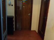 Satılır 2 otaqlı 60 m2 köhnə tikili Xalqlar Dostluğu m.