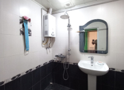 Satılır 2 otaqlı 60 m2 köhnə tikili Əhmədli m.