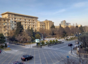 Satılır 4 otaqlı 160 m2 köhnə tikili Maliyyə Nazirliyi