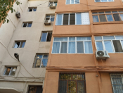 Satılır 3 otaqlı 70 m2 köhnə tikili Əhmədli