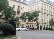 İcarəyə verilir 2 otaqlı 70 m2 köhnə tikili Nəsimi r.