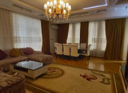 İcarəyə verilir 3 otaqlı 160 m2 yeni tikili Elmlər Akademiyası m.