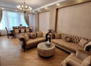 Satılır 3 otaqlı 142 m2 yeni tikili Elmlər Akademiyası m.