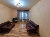 Satılır 3 otaqlı 76 m2 köhnə tikili Gənclik m.