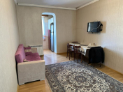 İcarəyə verilir 2 otaqlı 50 m2 köhnə tikili 8 Noyabr m.