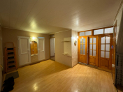 Satılır 3 otaqlı 60 m2 yeni tikili 28 May m.