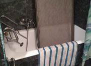 İcarəyə verilir 4 otaqlı 100 m2 köhnə tikili 28 May m.