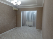 Satılır 2 otaqlı 65 m2 köhnə tikili 8 mkr