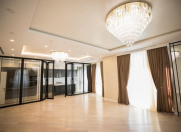 Satılır 3 otaqlı 162 m2 yeni tikili 28 May m.