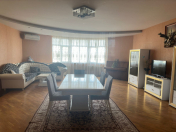 İcarəyə verilir 3 otaqlı 200 m2 yeni tikili Gənclik m.