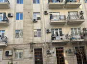 Satılır 2 otaqlı 50 m2 köhnə tikili 28 May m.